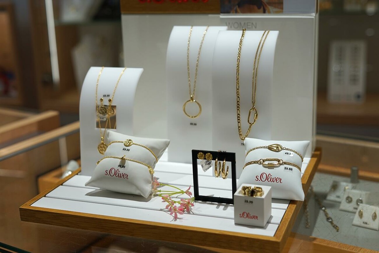 Schmuck der aktuellen Kollektion von s.Oliver