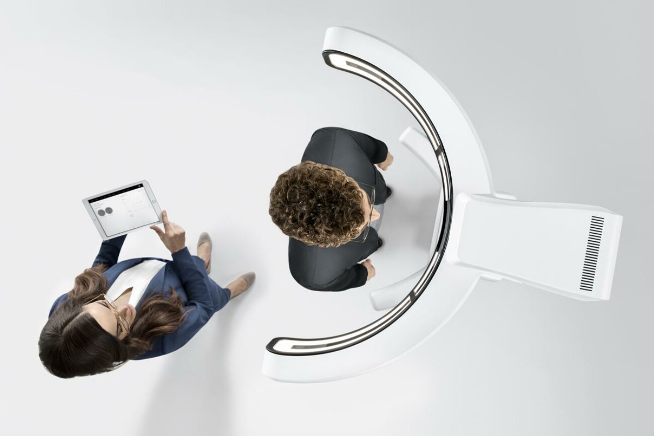 Mann nutzt das VISUFIT 1000